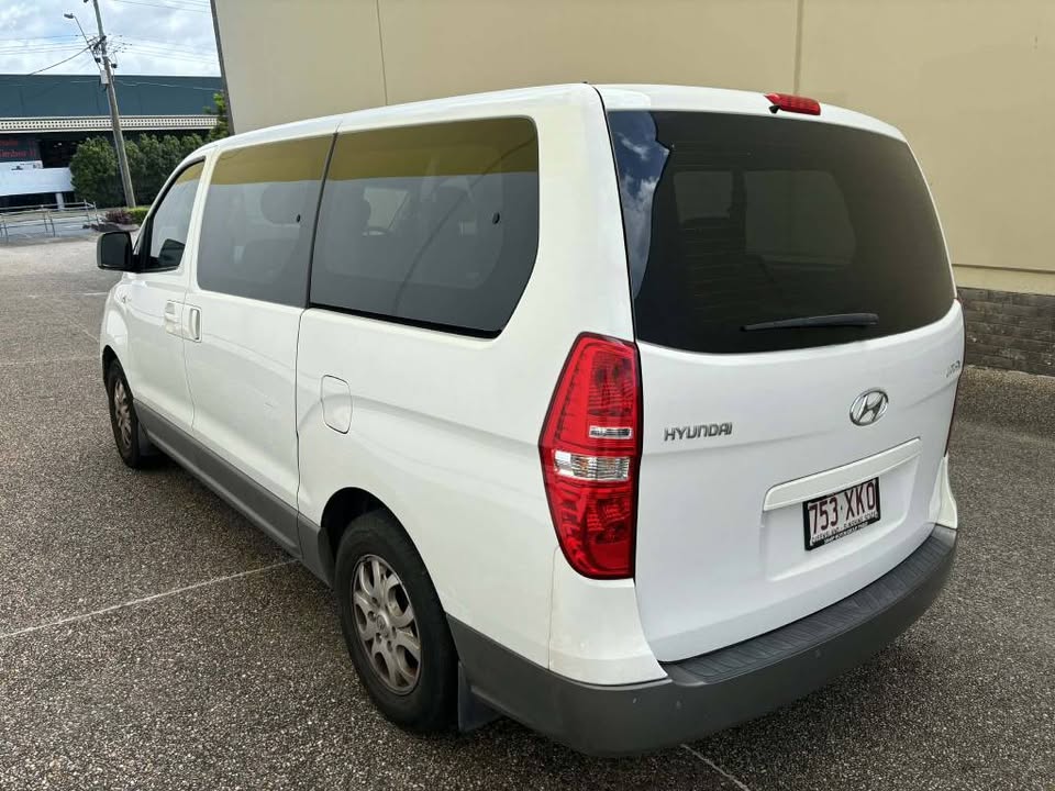 2015 Hyundai Imax finance now 3.jpg